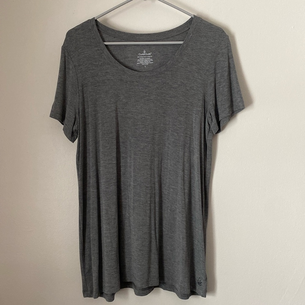 Cuddl Duds Short Sleeve T-Shirt